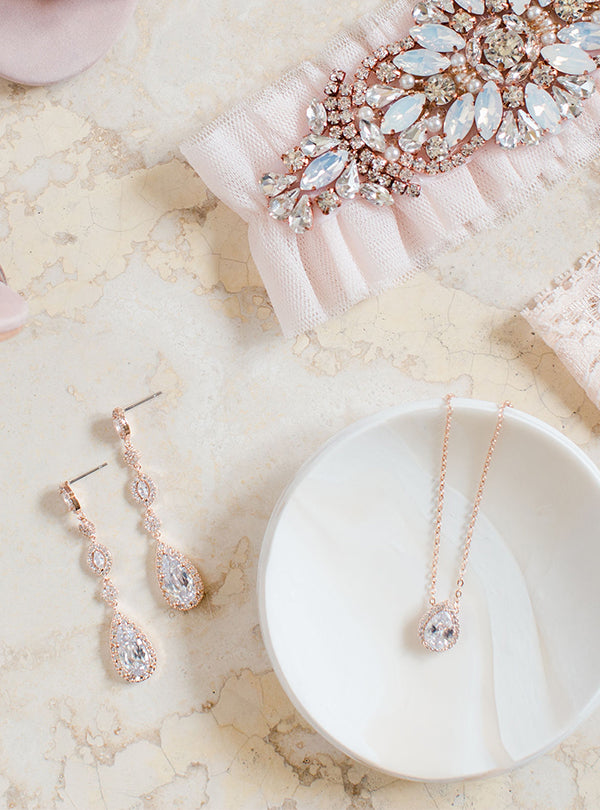 Dainty Pearl Choker, Rose Gold Necklace, Bridal Wedding Jewelry – AMYO  Bridal